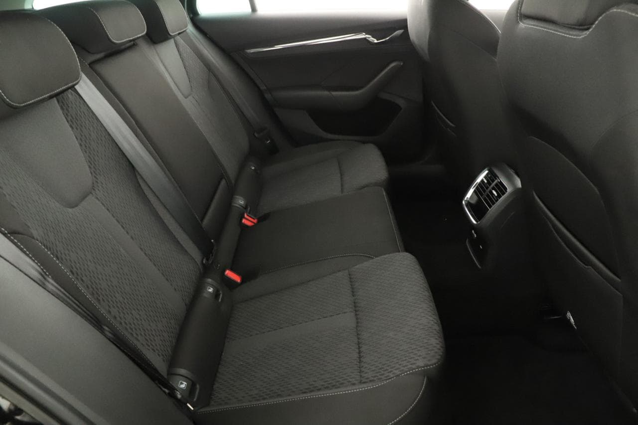 2022 Škoda Octavia - 11