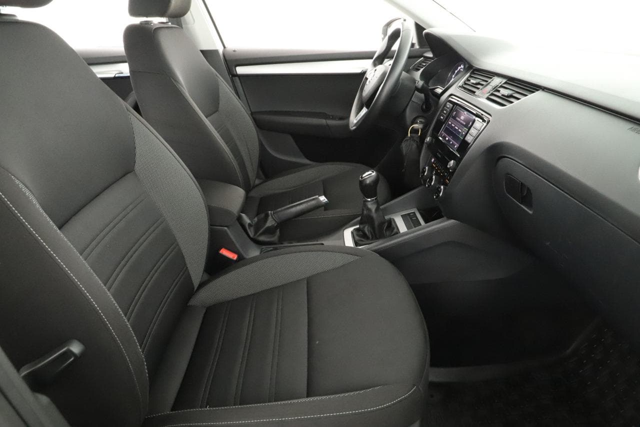 2019 Škoda Octavia - 10