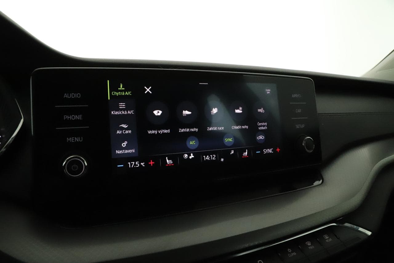 2021 Škoda Octavia - 18