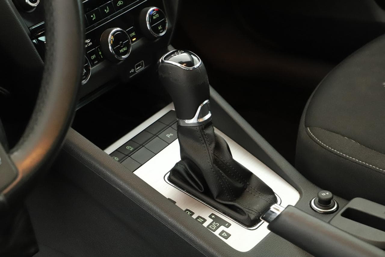 2019 Škoda Octavia - 16