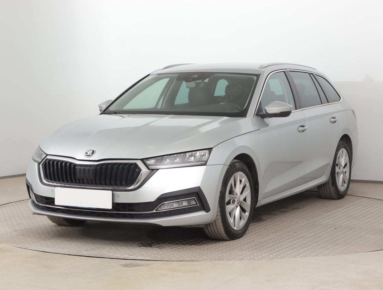2021 Škoda Octavia - 3