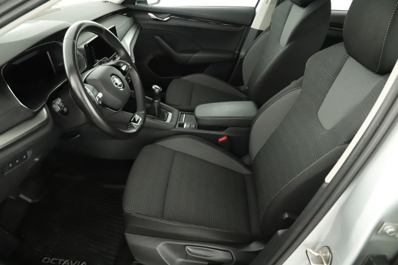2022 Škoda Octavia - 13