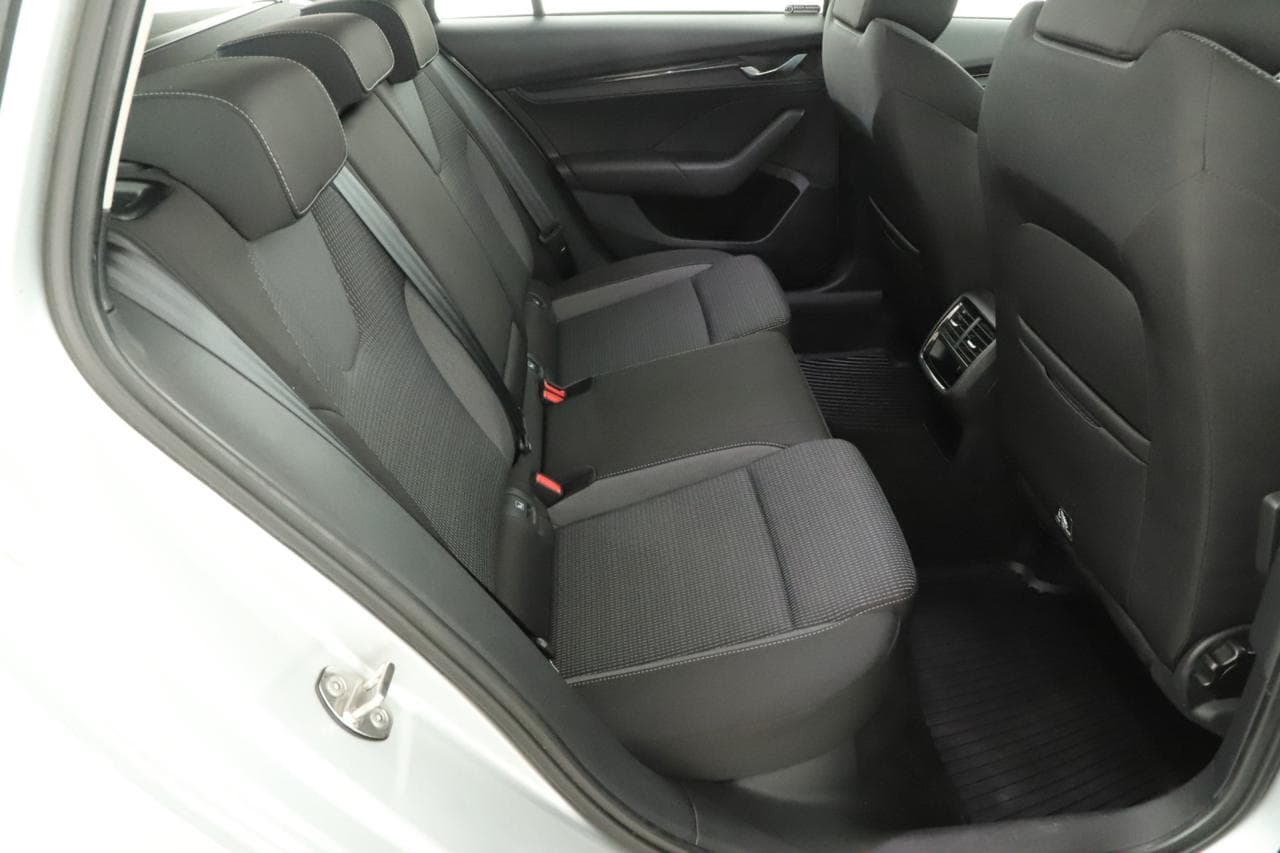 2022 Škoda Octavia - 11