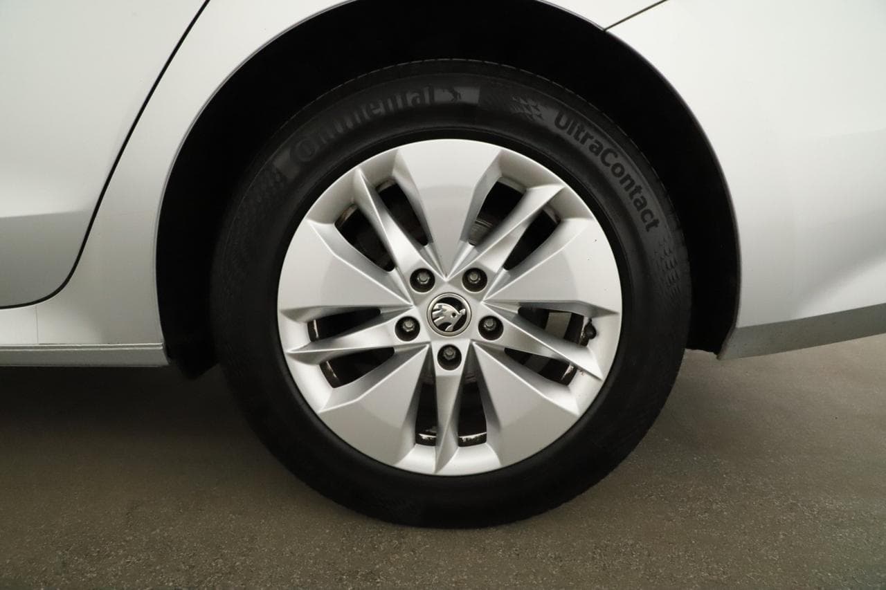 2022 Škoda Octavia - 17