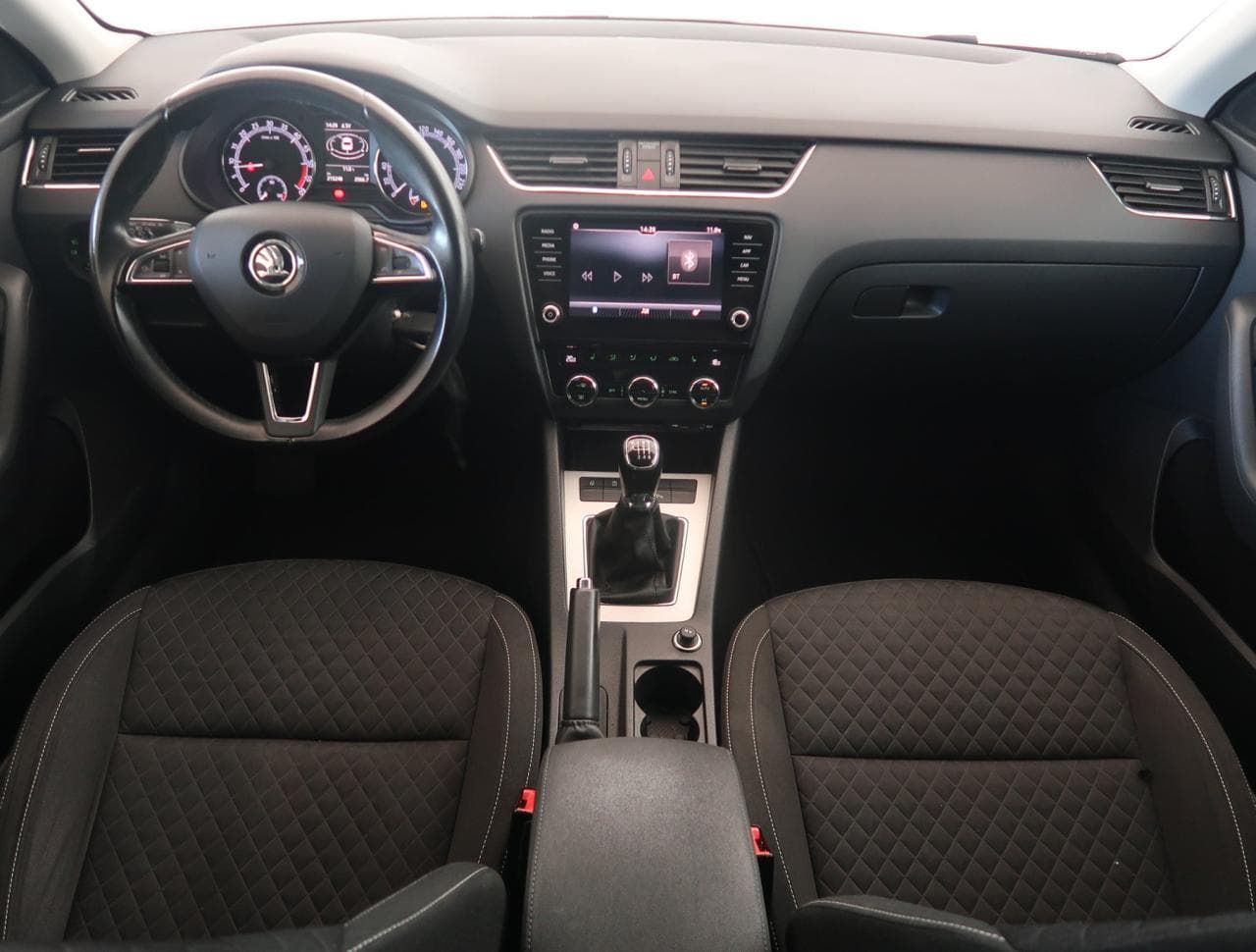 2017 Škoda Octavia - 10