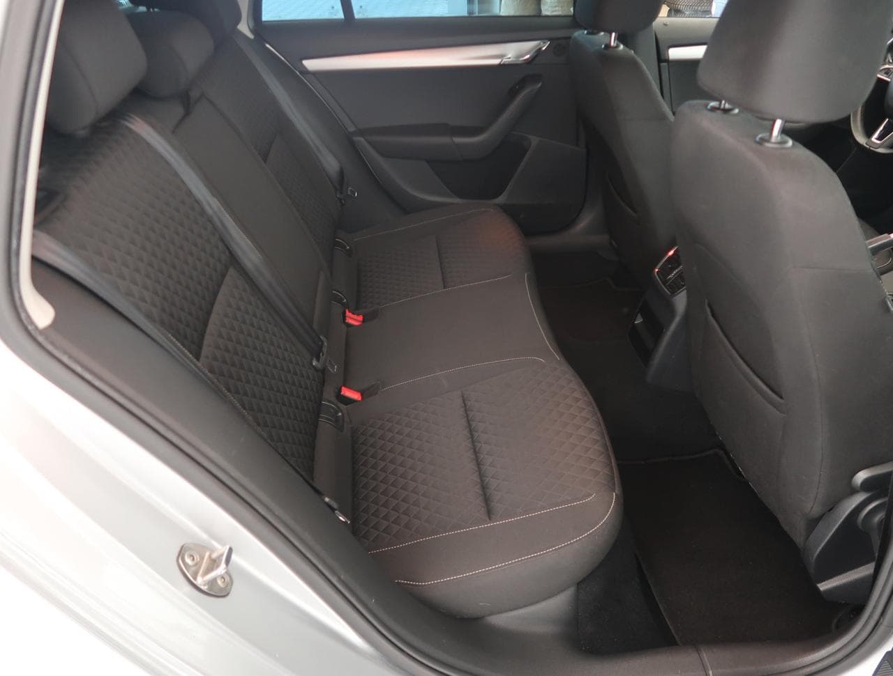 2017 Škoda Octavia - 13