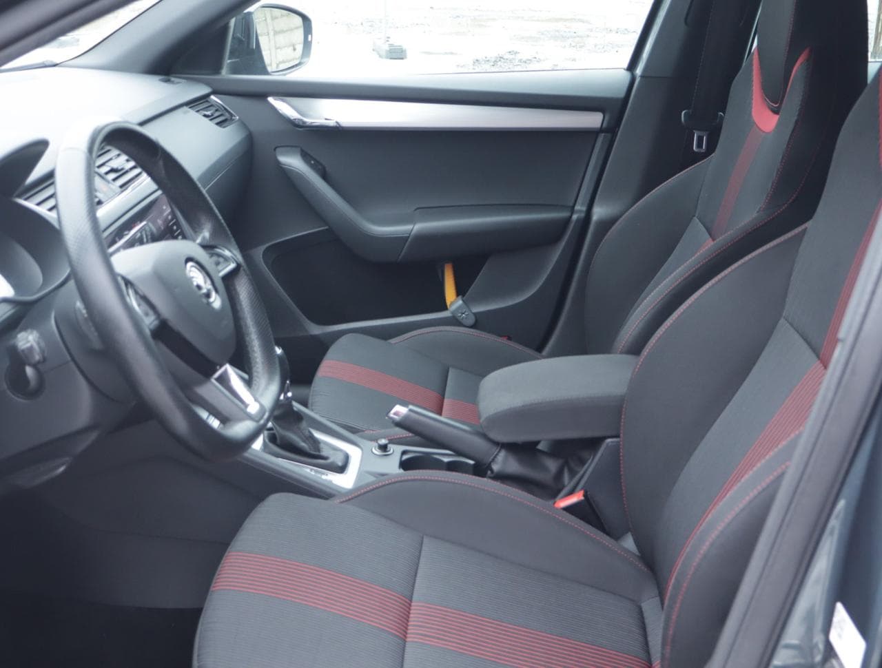 2020 Škoda Octavia - 16