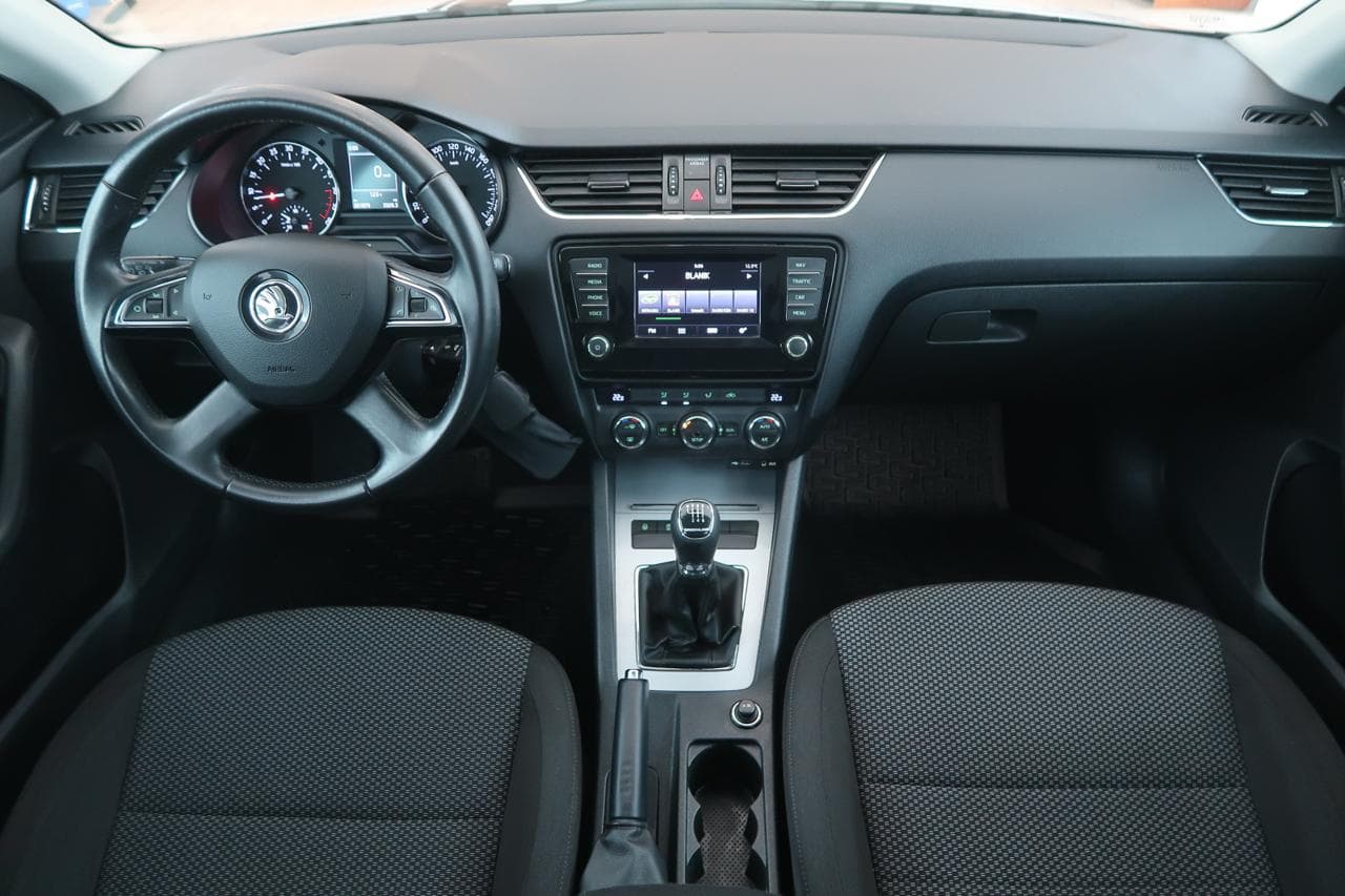 2014 Škoda Octavia - 10