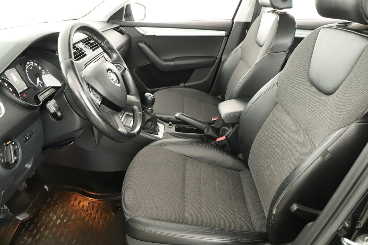 2015 Škoda Octavia - 13