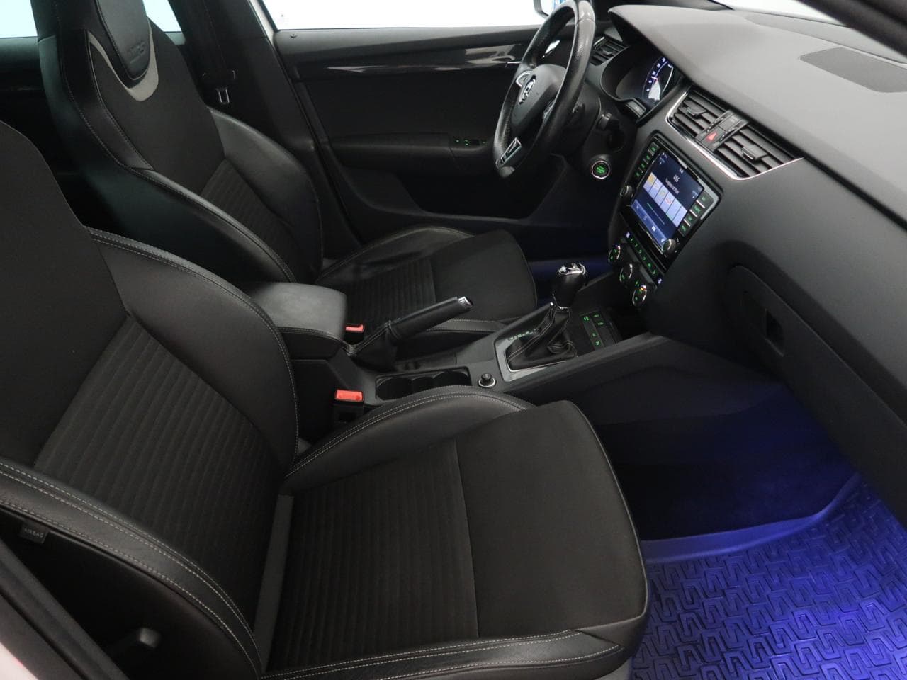 2015 Škoda Octavia - 12