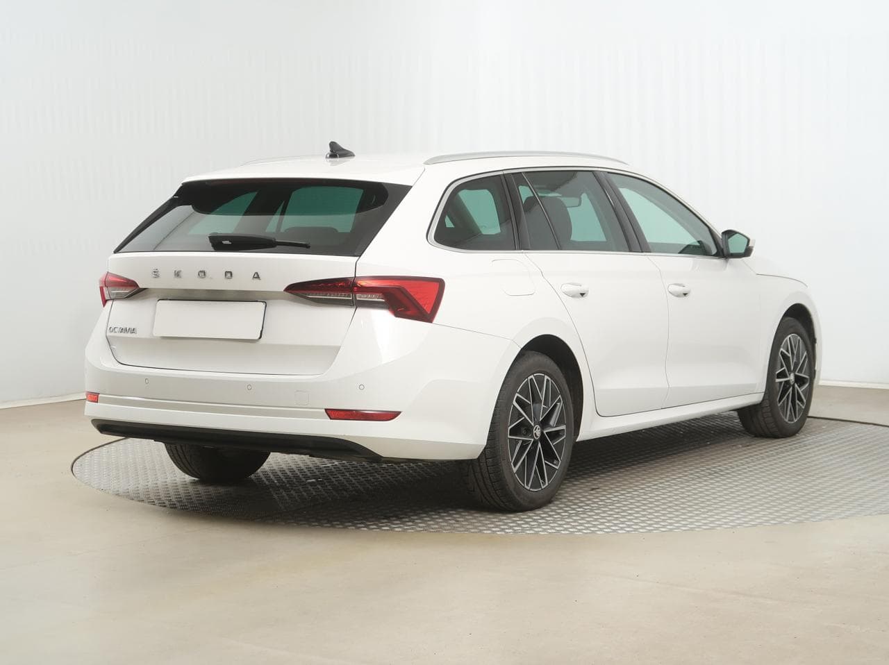 2020 Škoda Octavia - 7