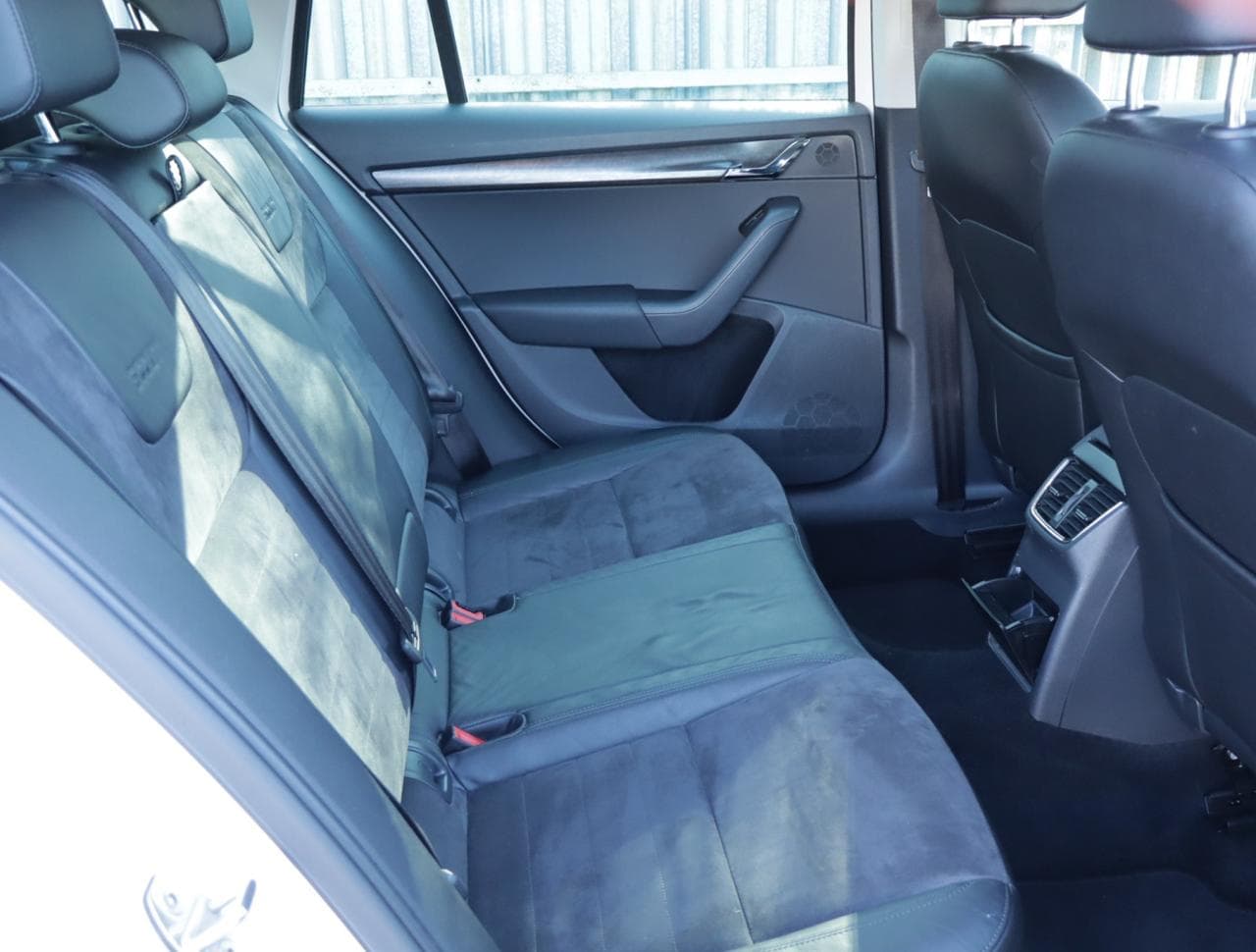 2016 Škoda Octavia - 13