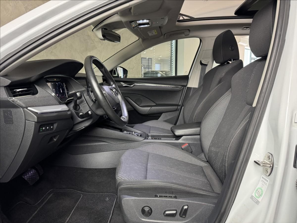 2022 Škoda Octavia - 20