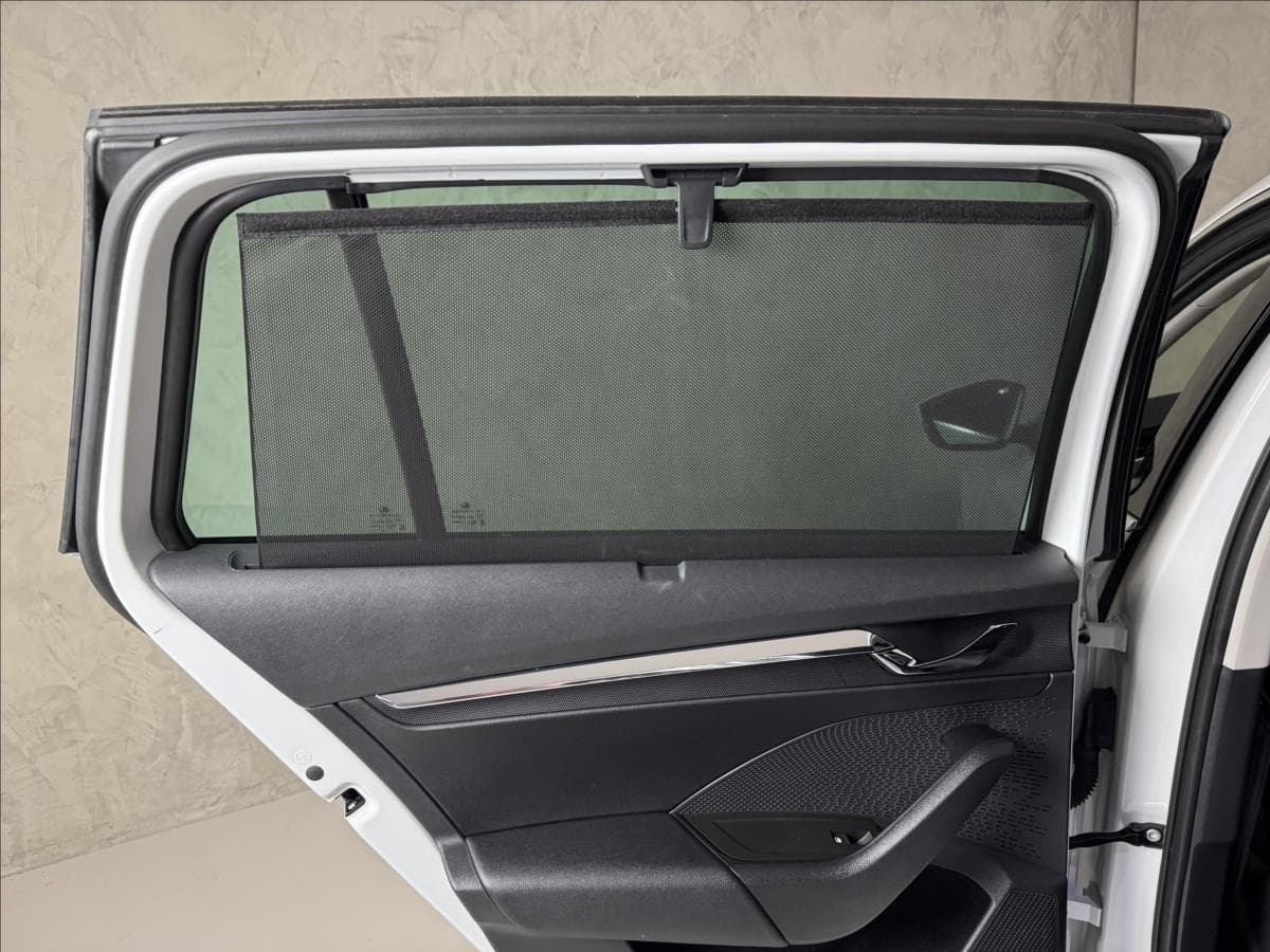 2022 Škoda Octavia - 18