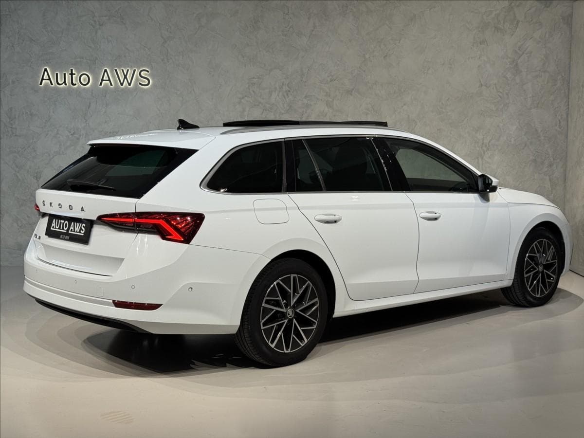 2022 Škoda Octavia - 7
