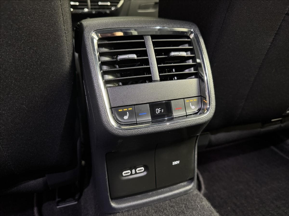2022 Škoda Octavia - 14