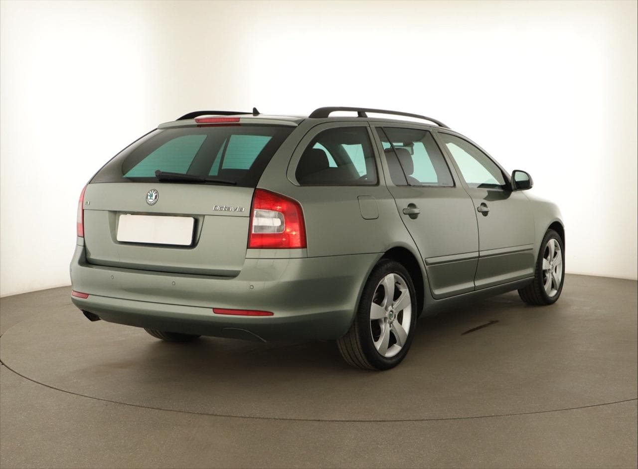 2011 Škoda Octavia - 7