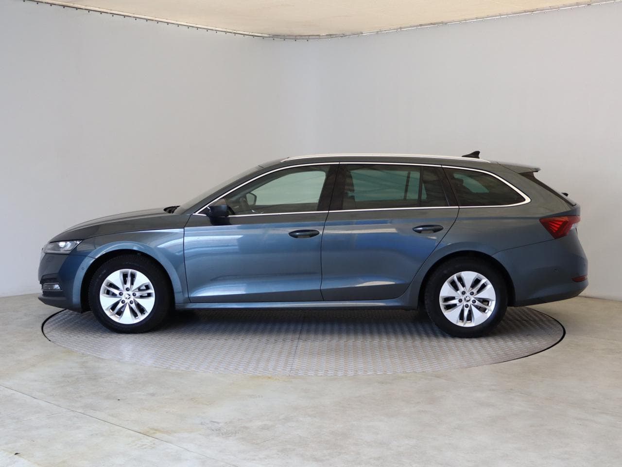 2021 Škoda Octavia - 4