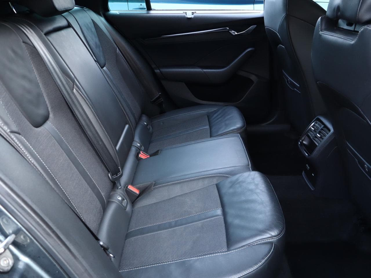 2021 Škoda Octavia - 11