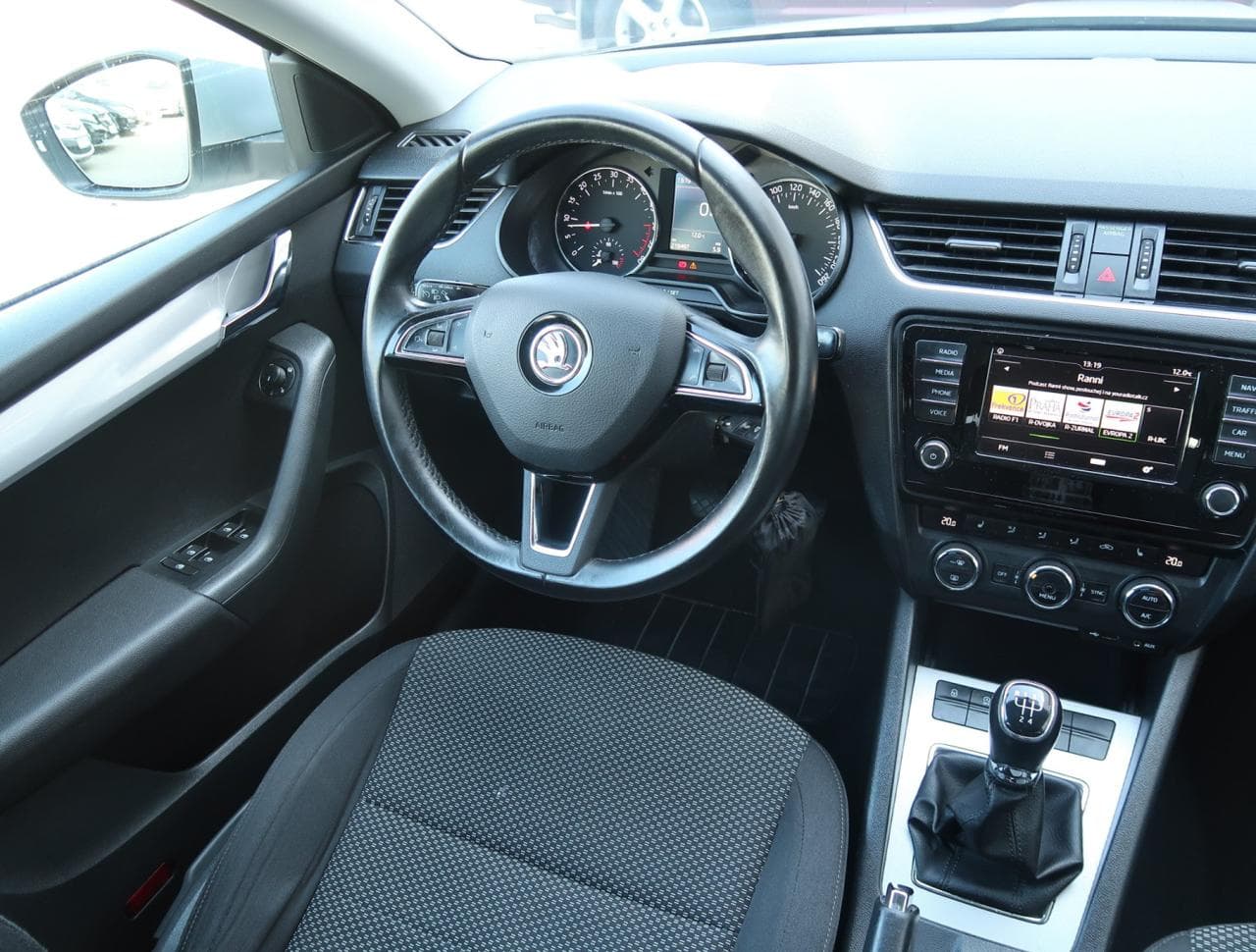 2017 Škoda Octavia - 9