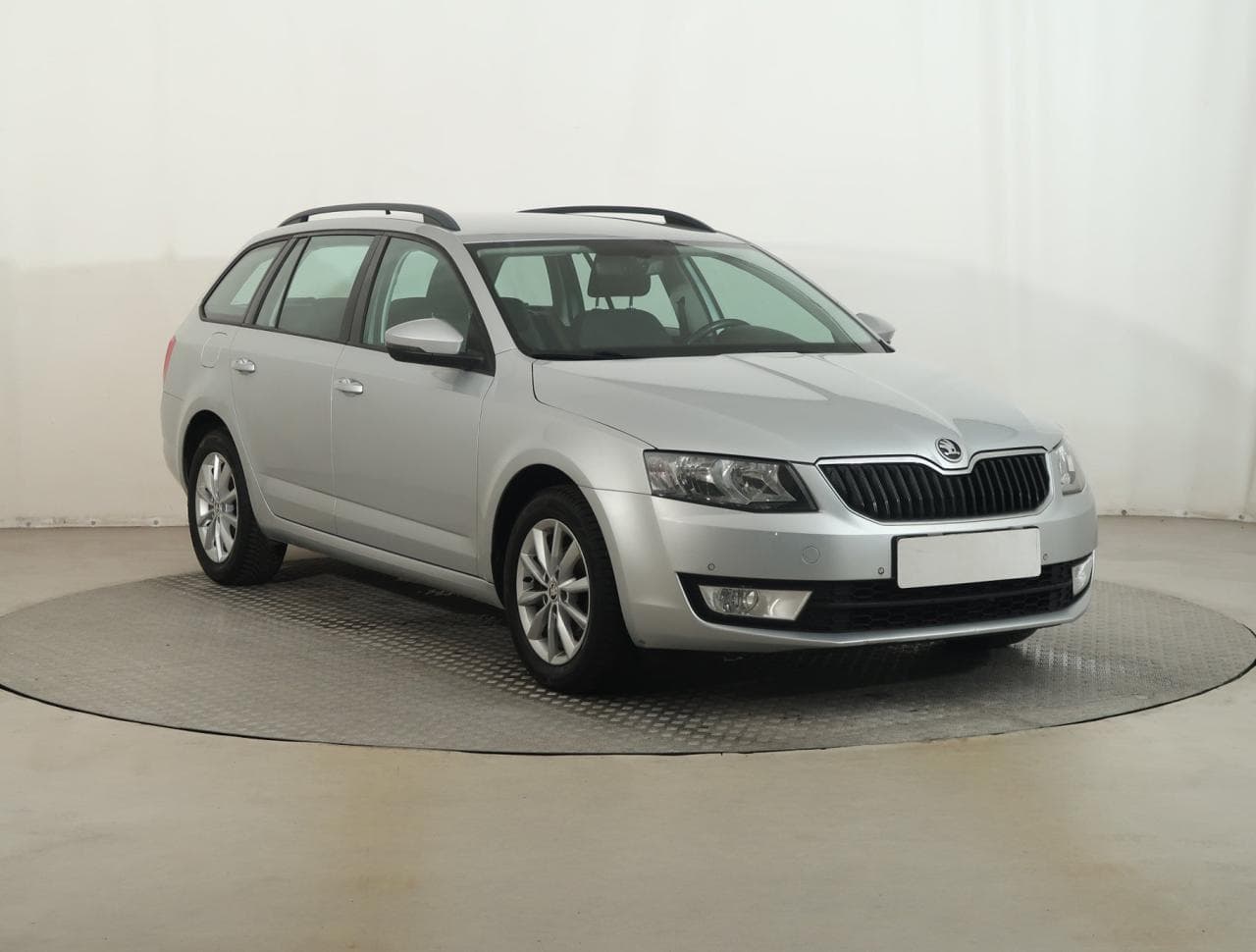 Škoda Octavia 1.6 TDI 81kW kombi