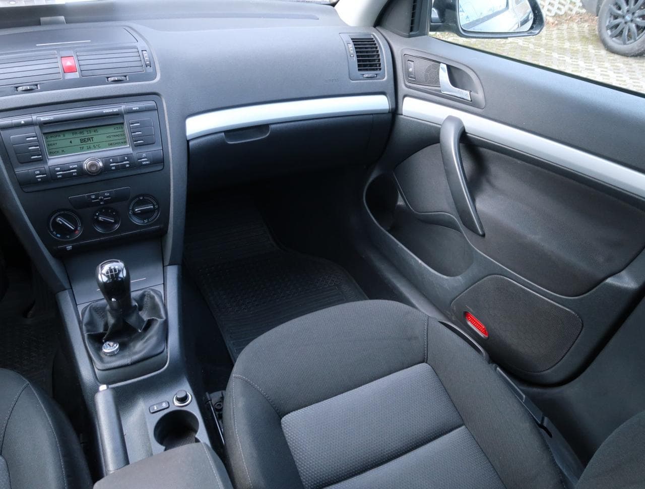 2008 Škoda Octavia - 11