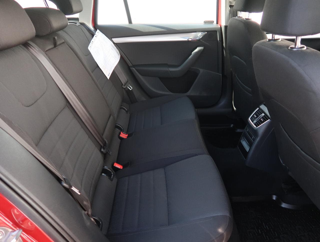 2016 Škoda Octavia - 13