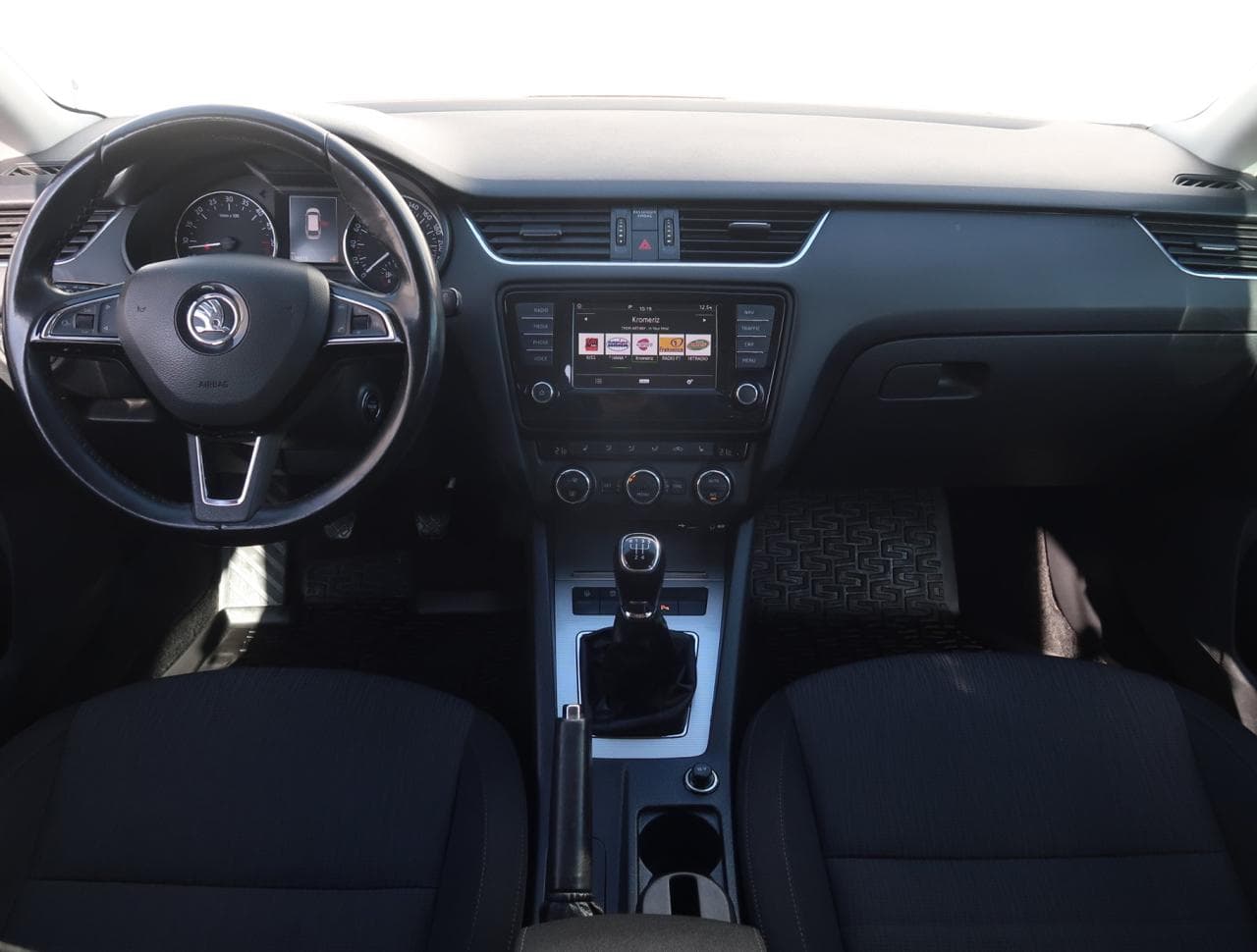 2016 Škoda Octavia - 10