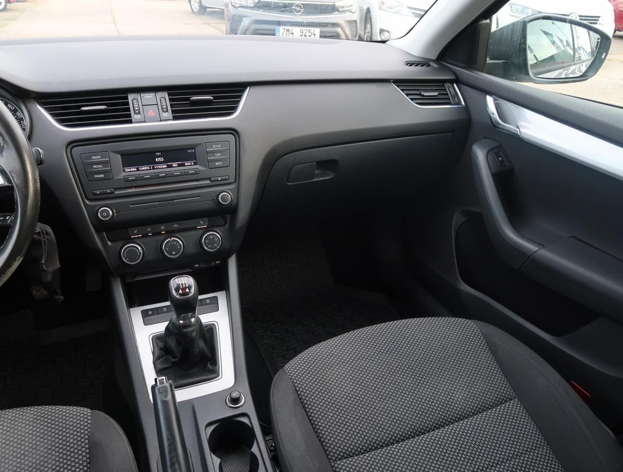 2014 Škoda Octavia - 11