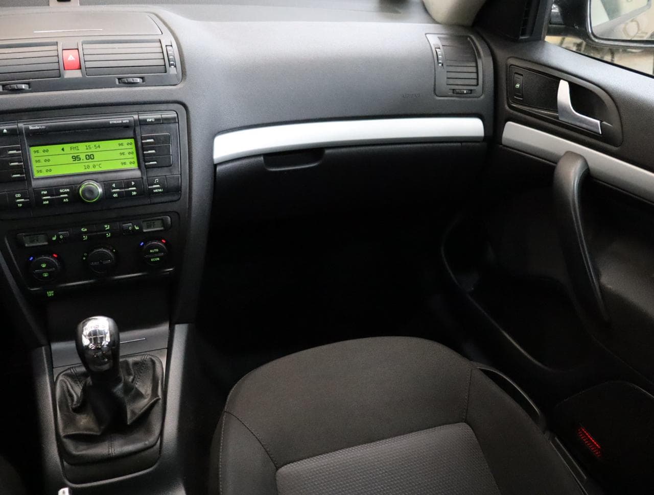 2007 Škoda Octavia - 11