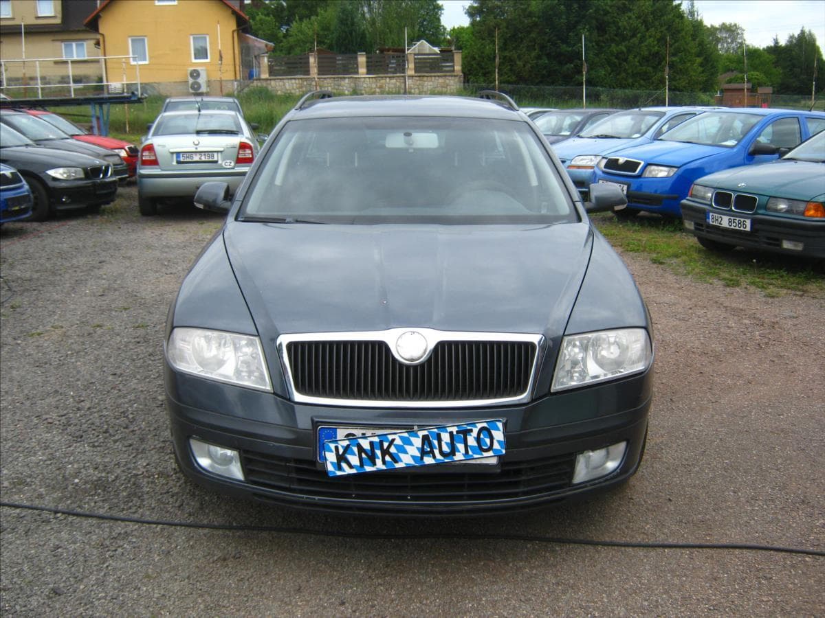 Škoda Octavia 1,9 TDI PD Elegance Combi kombi