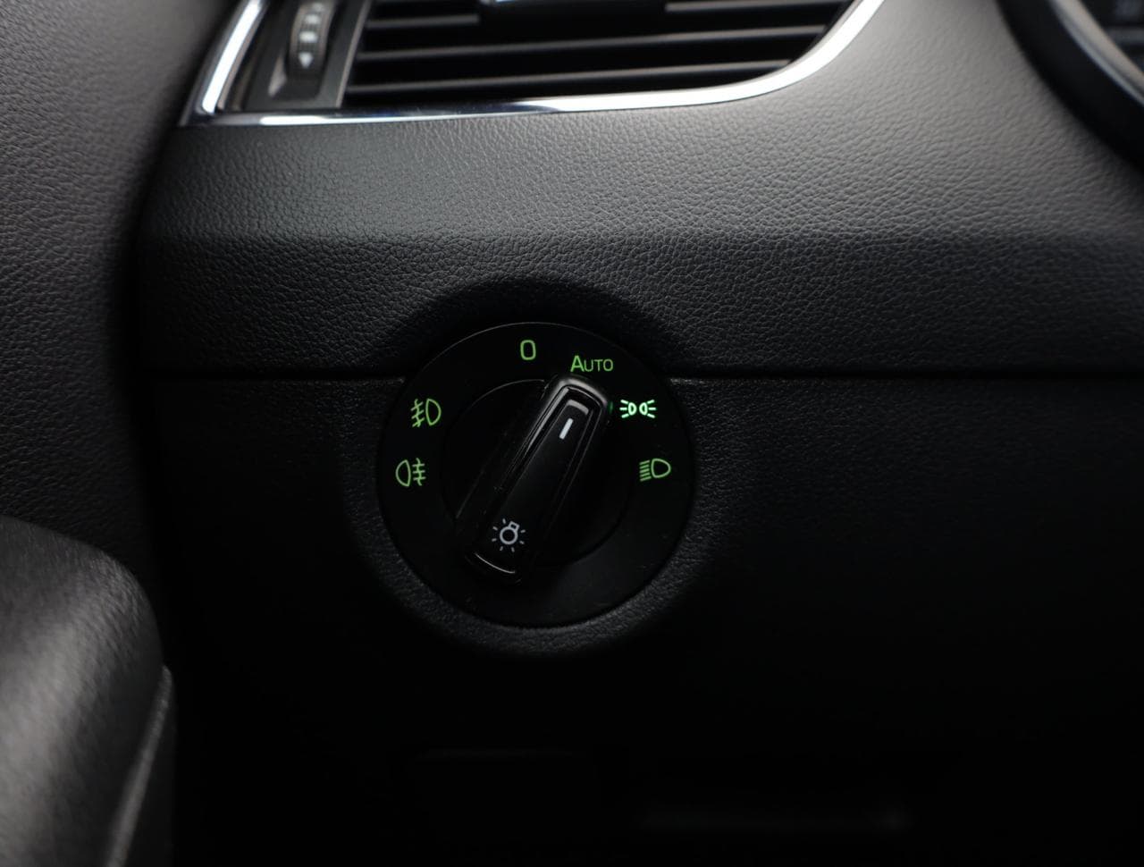 2016 Škoda Octavia - 20