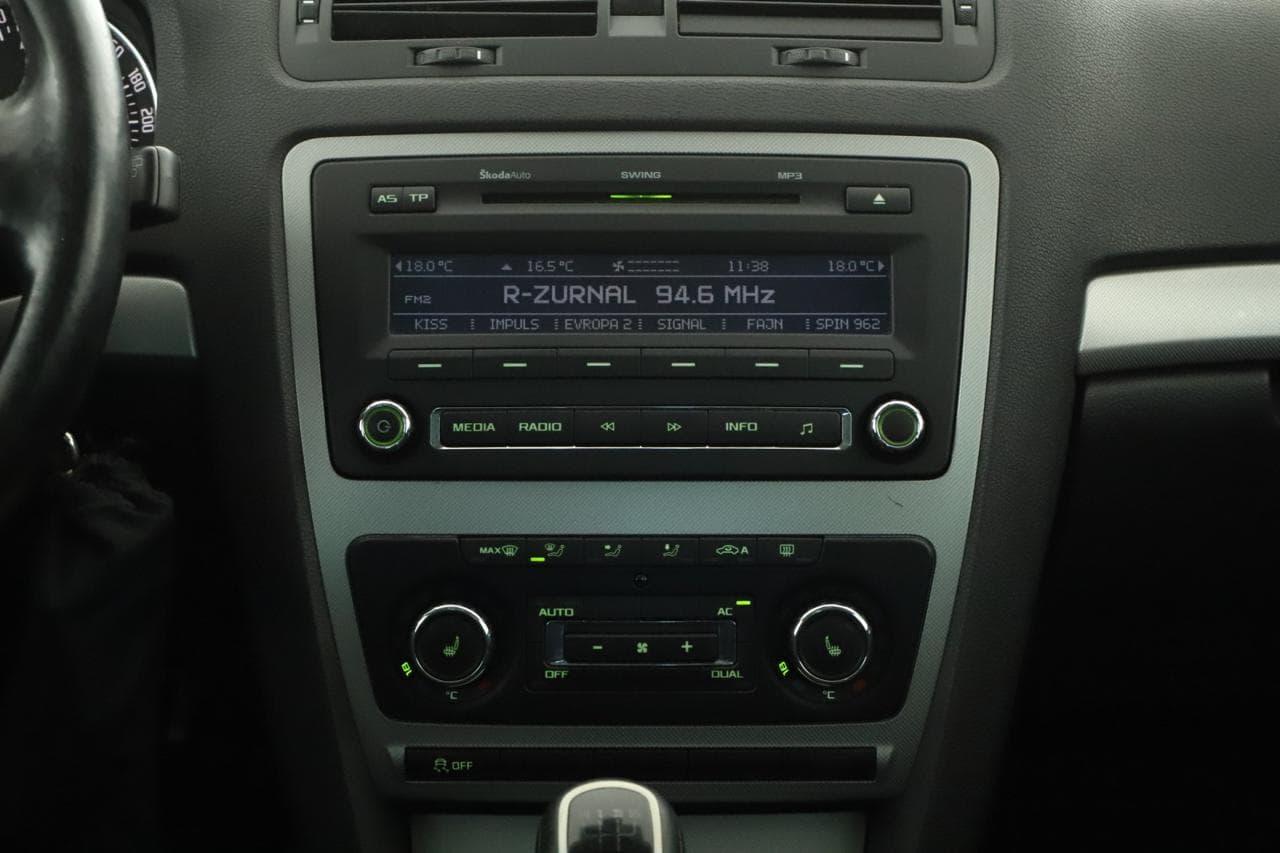 2011 Škoda Octavia - 15