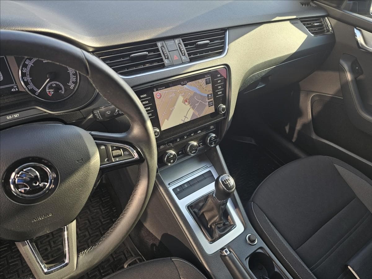 2017 Škoda Octavia - 15