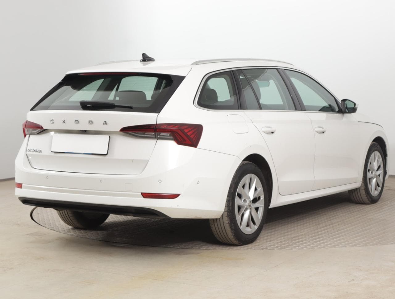 2020 Škoda Octavia - 7