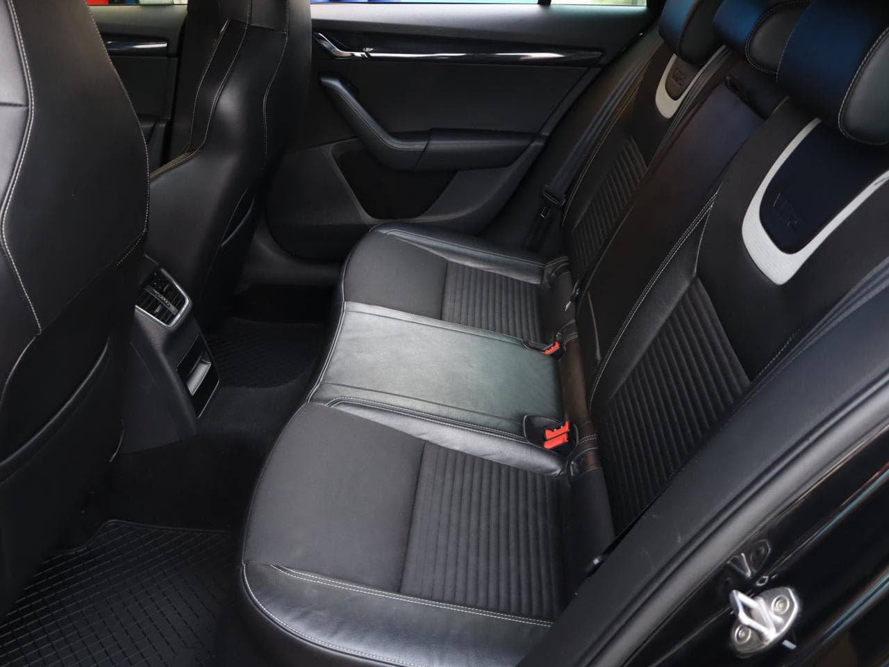 2014 Škoda Octavia - 13