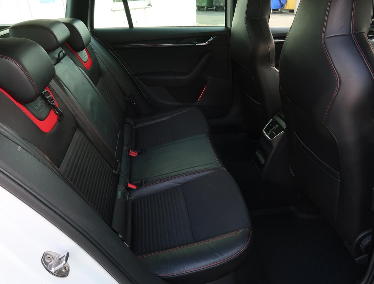 2015 Škoda Octavia - 13