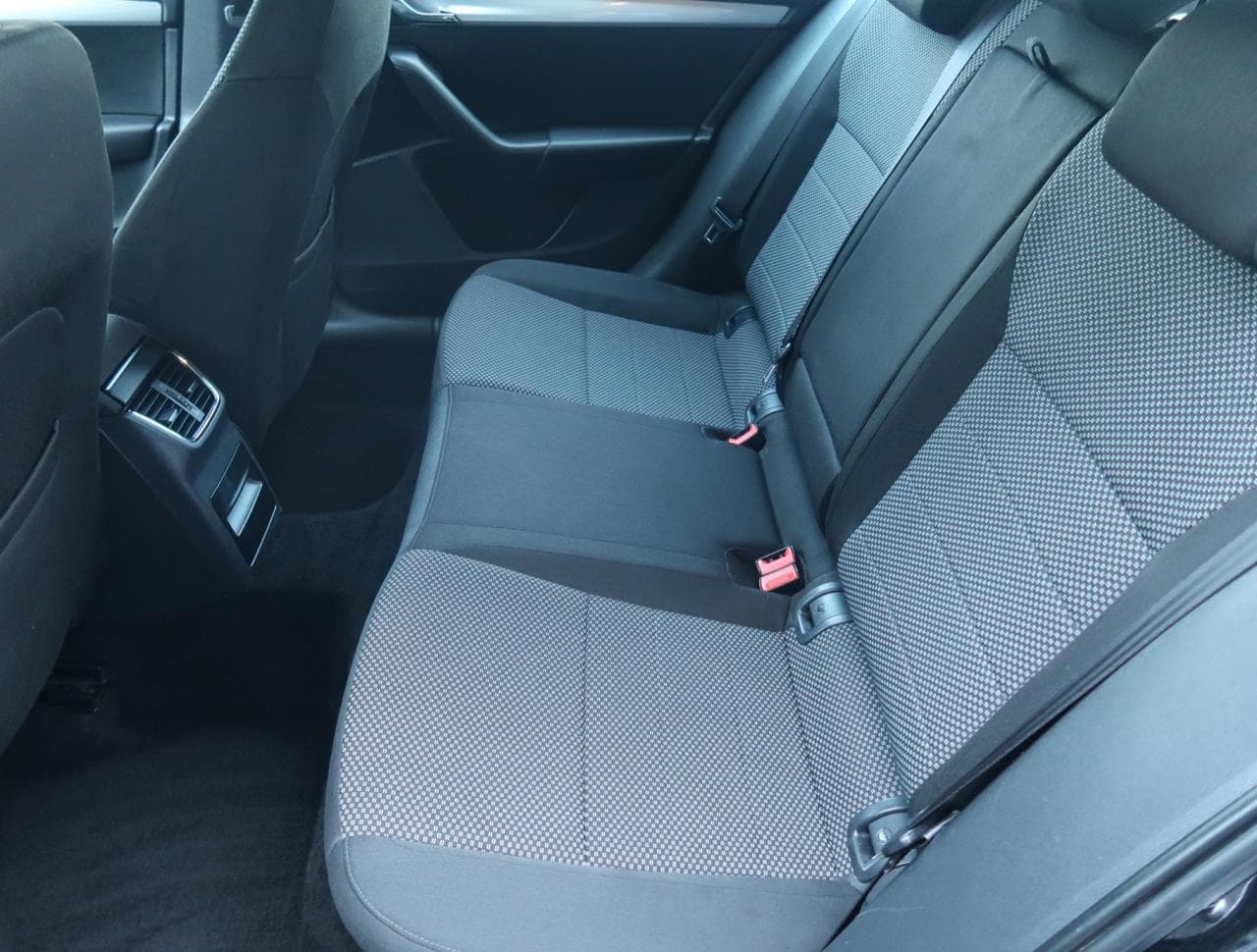 2014 Škoda Octavia - 15