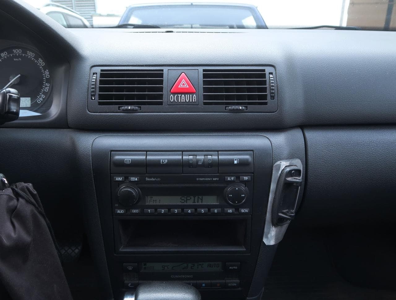 2002 Škoda Octavia - 18