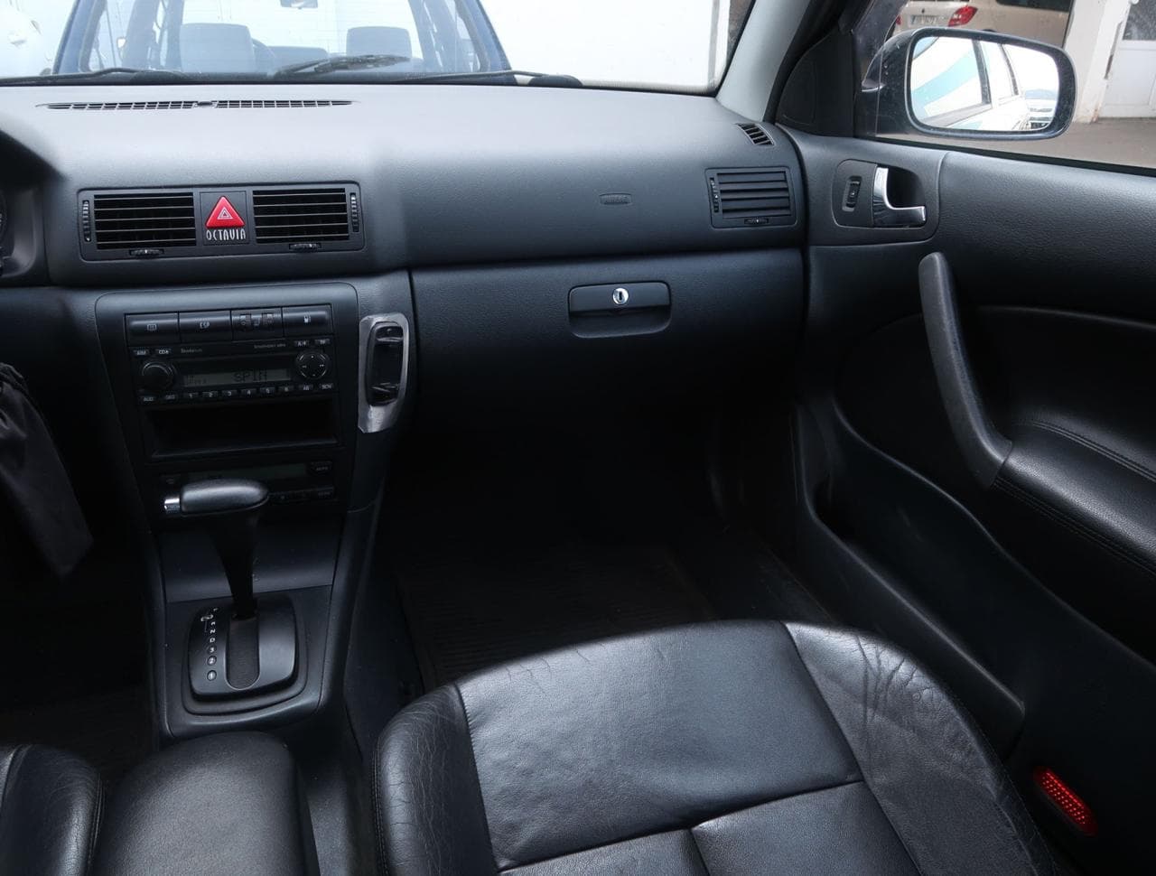 2002 Škoda Octavia - 11