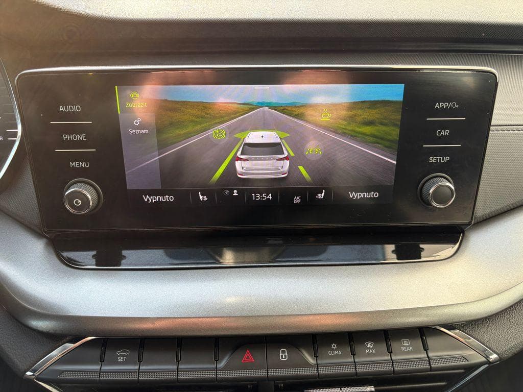 2020 Škoda Octavia - 12