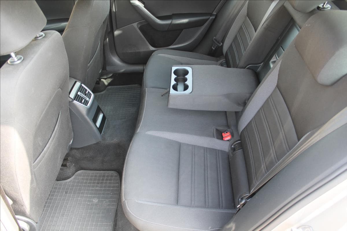 2017 Škoda Octavia - 8