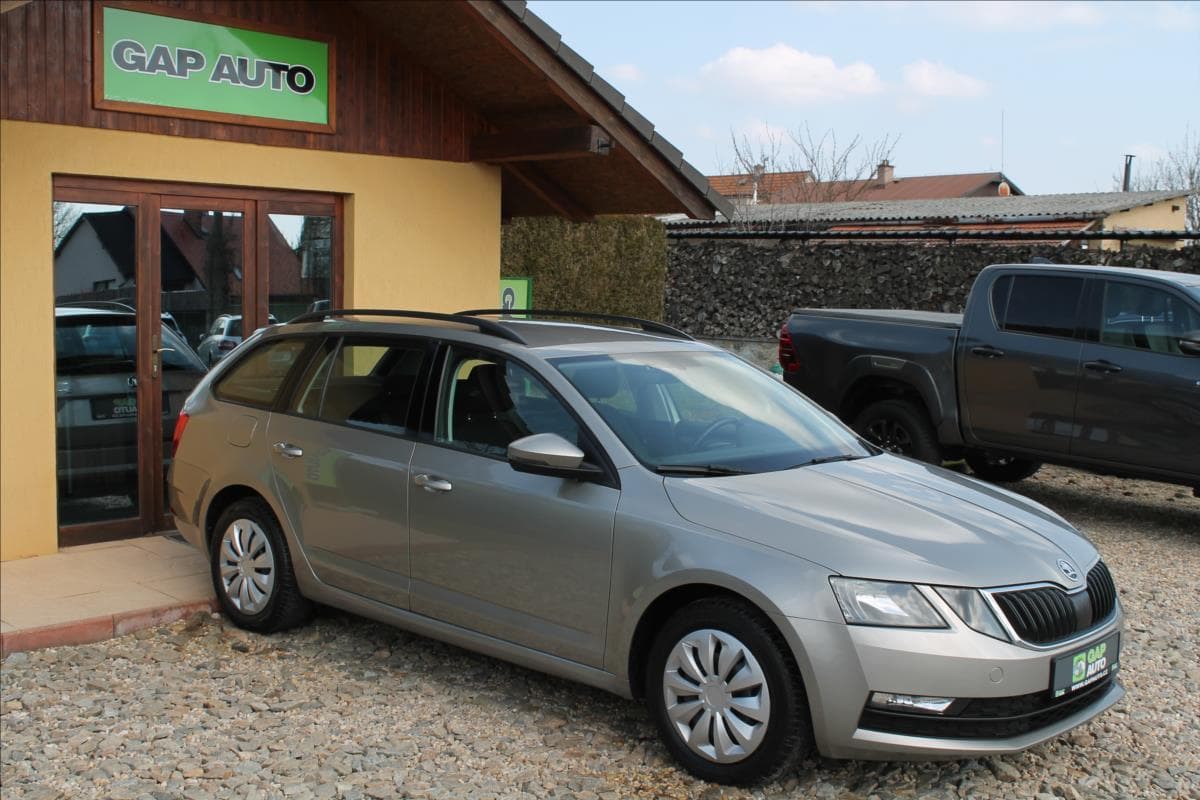 Škoda Octavia 1.6 TDI 85kW ČR AMBITION kombi