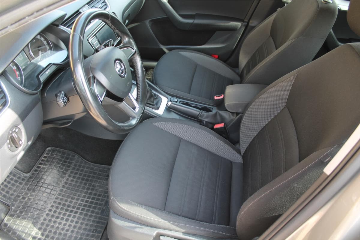 2017 Škoda Octavia - 7