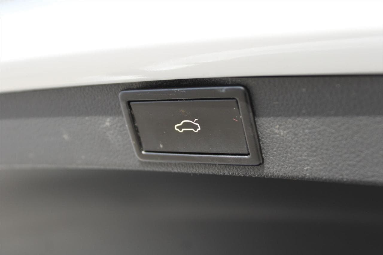 2021 Škoda Octavia - 13