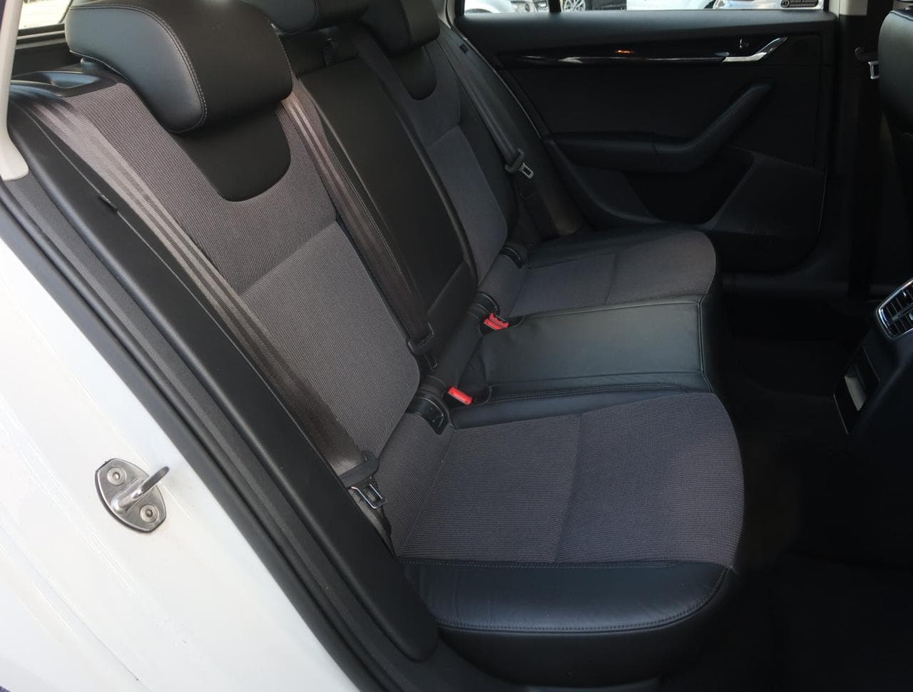 2019 Škoda Octavia - 13