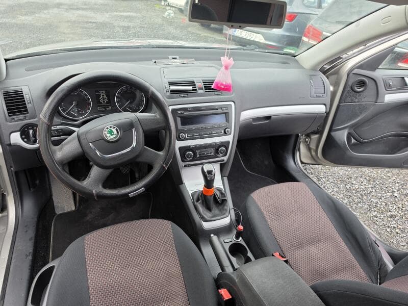 2011 Škoda Octavia - 9