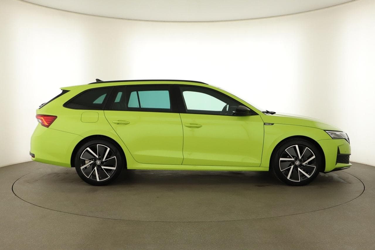 2025 Škoda Octavia - 8