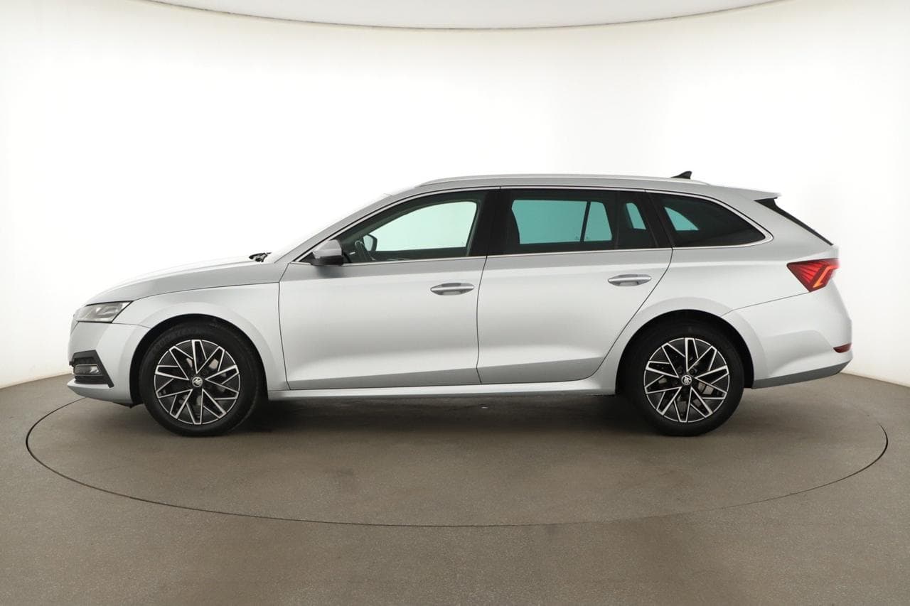 2021 Škoda OCTAVIA - 4