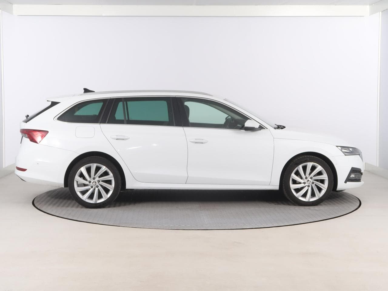 2020 Škoda Octavia - 8
